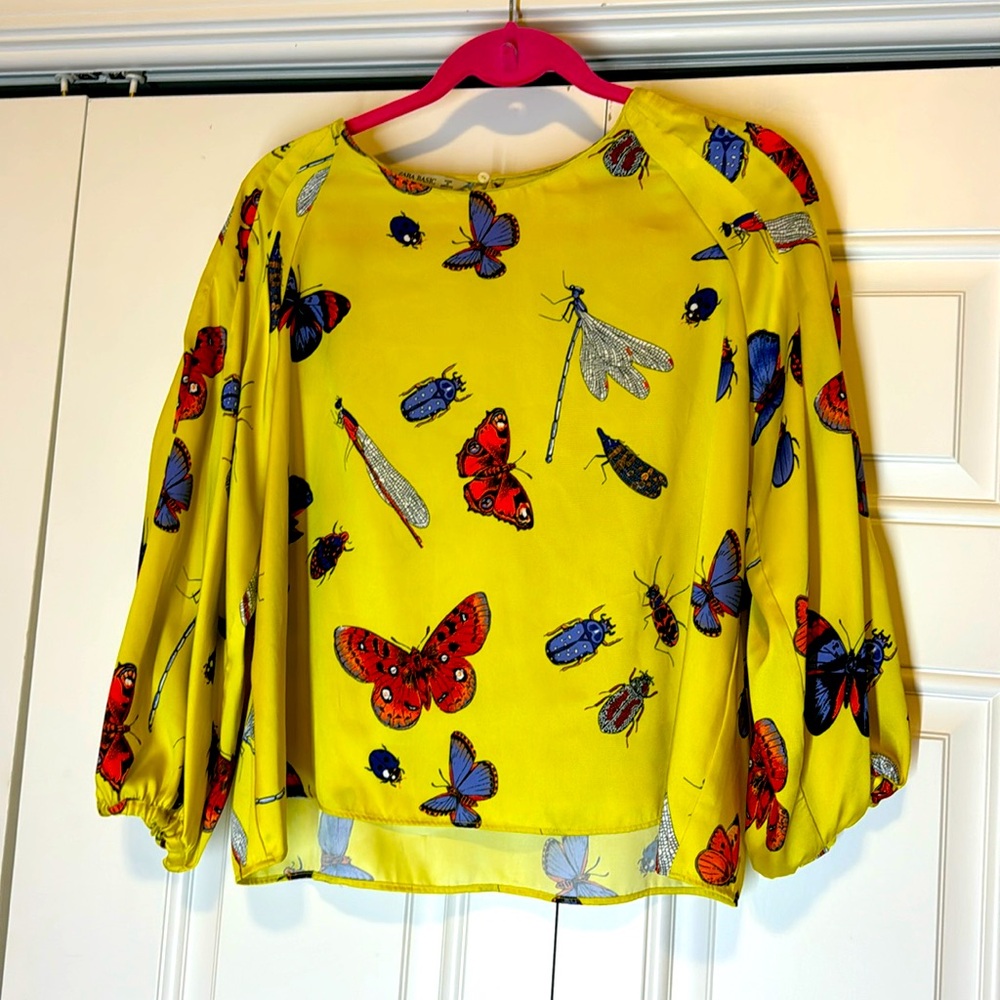 Beautiful colors and design blouse - great gift for butterflies lovers 🦋 💗